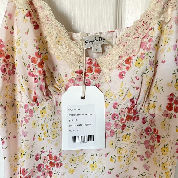 Floral Dress - Picture 2 of 2